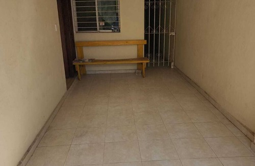 Monterrey House | Primer piso completo en casa acogedora.