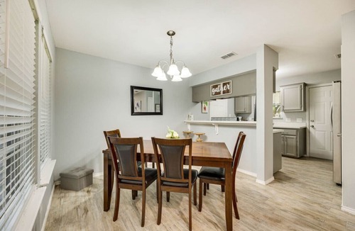 San Juan House | Private Fenced Backyard Pet Friendly Grill