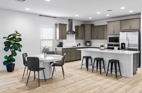 Goodyear House | Private Golf Retreat Near Ballpark + EV in Garage