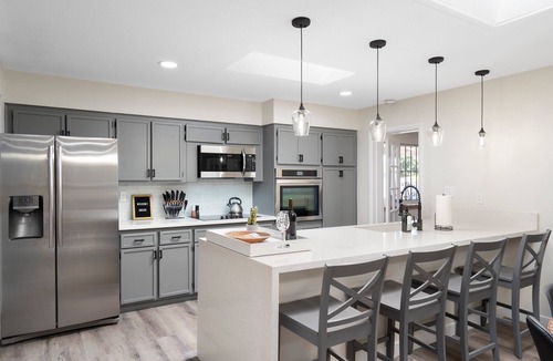 McClintock House | Private Heated Pool, Ping Pong and Billiards, Full Coffee Bar, near ASU