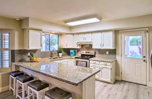 Paradise Valley Village House | Private Kierland Retreat, Gated Heated Pool, 400 sq ft Indoor Gym, Putting Green
