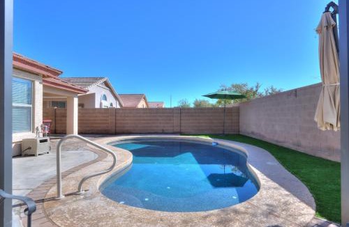 Maricopa House | Private Mini Serene Oasis with Pool