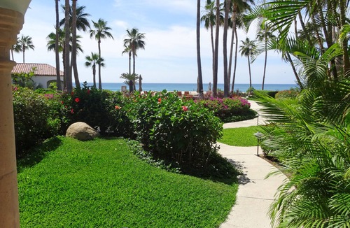 Zona Hotelera Villa | Private Ocean View Beachfront Villa