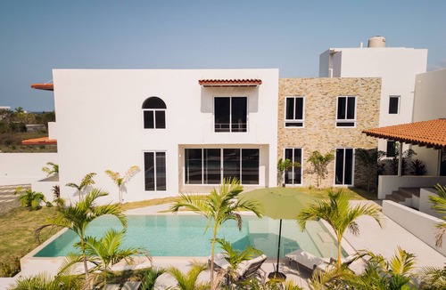 Troncones House | Private Ocean View Retreat with Pool | Luxury HOM