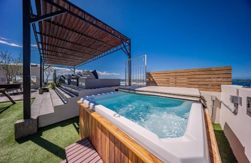 El Manglito Apartment | Private Plunge Pool Penthouse, Sea Views