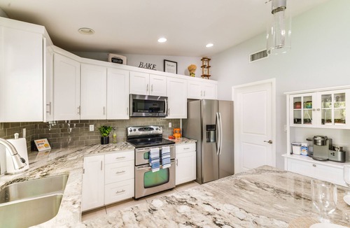 Parque Vista Estates House | Private Pool & Playground: Phoenix Paradise!