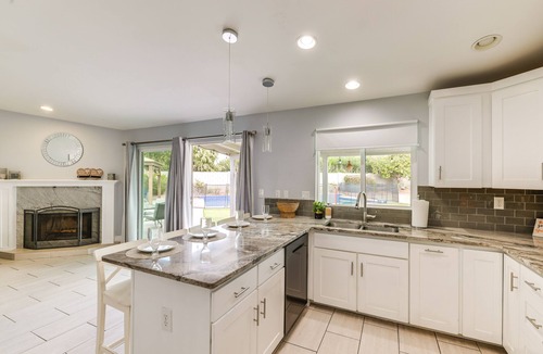 Parque Vista Estates House | Private Pool & Playground: Phoenix Paradise!