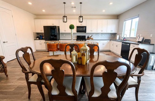 Winchester House | Private Pool & Spa | Temecula Wine Country Close