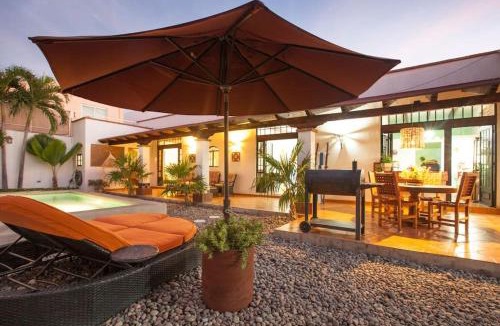 La Paz House | private Pool, walk to malecón, 2 BR estilo hacienda