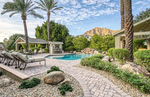 Hacienda Allenada Villa | PRIVATE, Relaxing Luxury Villa with Stunning Mountain Views, Celebrity Living!