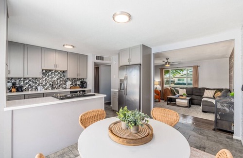 New Papago Parkway House | Private, Sunshine Oasis! Heated Pool | Mini Golf