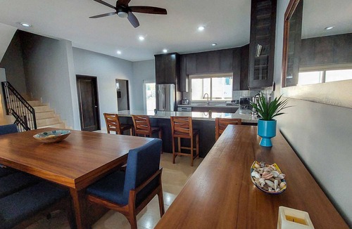 El Tezal House | Private Villa in Gated Community