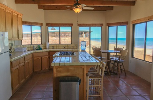 San Felipe House | PROMO-Beach Front on a Sandy Beach, Hi speed Wi-Fi- Gated community