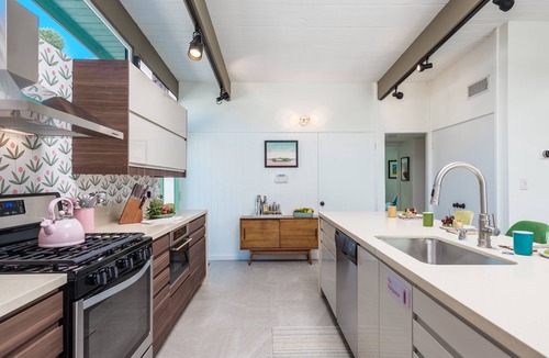 Racquet Club Estates House | PS Autorama: Heart-Racing Mid-Century Charm and Modern Comfort