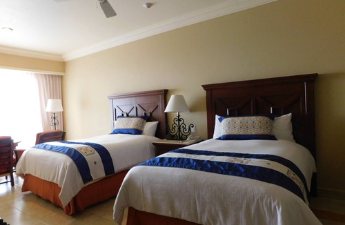 Pedregal Resort | Pueblo Bonito Sunset Beach 1 Bedroom Suite Sleeps 6-Cabo San Lucas