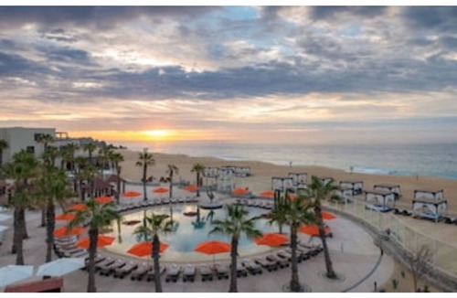 Sunset Beach House | Pueblo Bonito Sunset Beach Junior Suite!