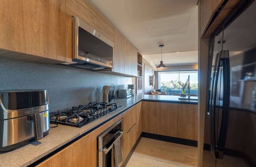 Zona Hotelera Apartment | Punto Nima Oceanview Condo with Rooftop Pool & Gym