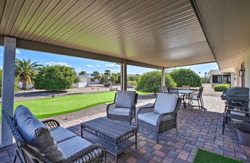 Sun City West House | Putting Green, Community Perks: Sun City West Home