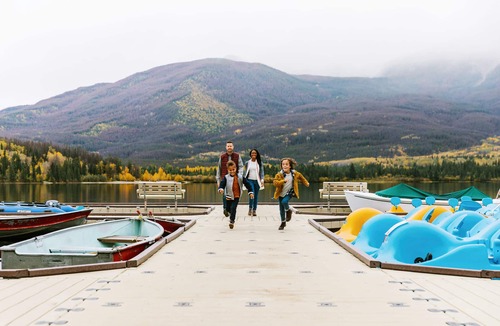 Jasper Hotel | Pyramid Lake Lodge