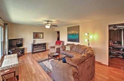Kenwood House | Quaint Duluth Hideaway w/Private Fenced-In Yard!