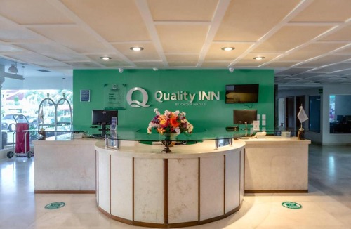 Zona Dorada Hotel | Quality Inn Mazatlan