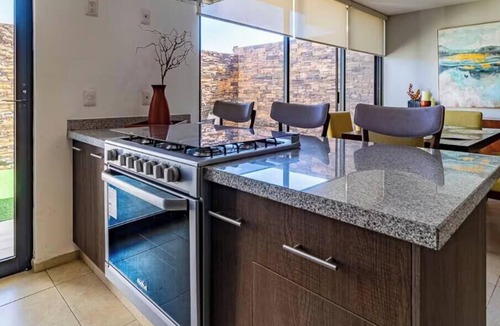 El Marques House | Quartz House