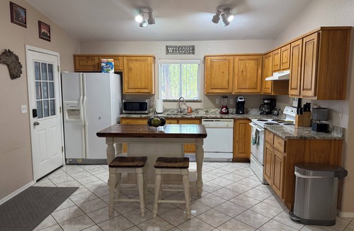 Anthem House | Quiet Country Casita on Horse Property in Desert Hills.