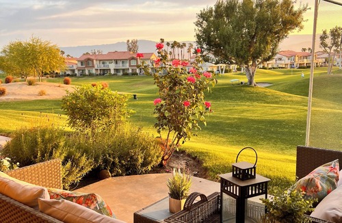 La Quinta Condo | Quiet Lower Level Condo with Country Club Amenities - Golf & Mountain Views