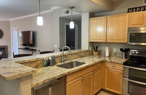 North Scottsdale Condo | Quiet Poolside Gated Resort Condo at Grayhawk