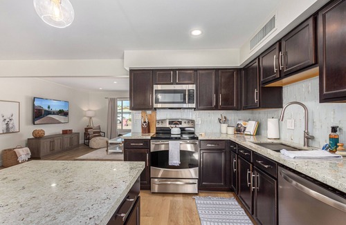 Park Scottsdale One House | Quiet Scottsdale Retreat ~ 3BR ~ FirePit, Garage, EV Charging ~ Prime Location