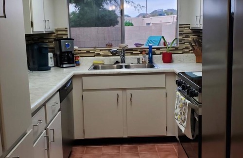 Pepper Ridge Condo | Quiet, updated 2 bedroom condo in North Phoenix - close to Mayo/Desert Ridge