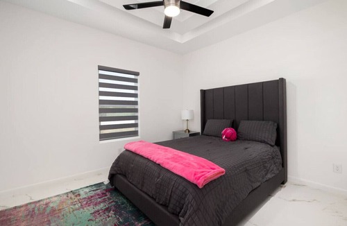 McAllen House | Quinta Real Townhomes - 4905