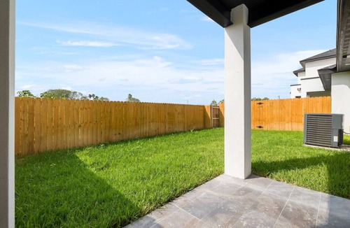 McAllen Apartment | Quinta Real Townhomes - 5125