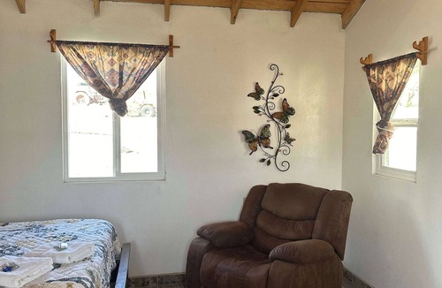 San Rafael Cabin | Rancho Meling Family Cabin with Swimming Pool #11