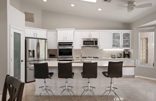 Magnesia Falls Cove House | Rancho Mirage Estate | Saltwater Pool, Spa, Game Room, Outdoor Kitchen · 4BR