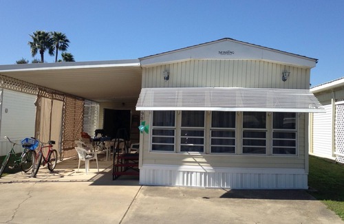 Pharr Cottage | Ready For Your Visit ! Enjoy The Sunshine , Pool And So Much More !