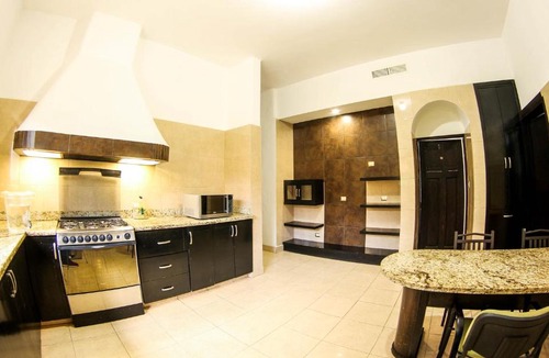 Monterrey House | Recámara amplia y cómoda en monterrey