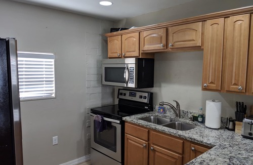 Encanto Cottage | Redbrick Cottage Vacation Rental