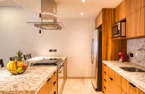 San Jose del Cabo Apartment | Relax and unwind: your oasis with pool and jacuzzi