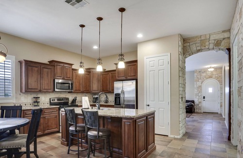 Verrado House | Relaxing 3bed 2 bath well equipped and designed home in the heart of Verrado