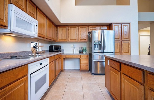 Fox Crossing House | Relaxing 4BR House w/Pool Near Golf Club & Lake