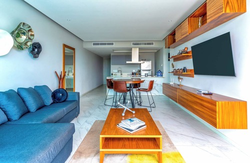 Isla Iguana Condo | Relaxing and modern living in the exclusive Marina Vallarta -family/pet-friendly
