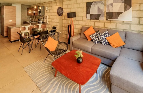 Downtown Guadalajara Apartment | Relaxing Getaway Loft w/Gym & Coworking | 2 BD | Tribu Colón