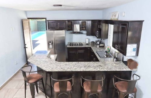 Benito Juarez House | Relaxing Getaway w/Pool, Billiards, Steps to the Beach – Perfect for Families!