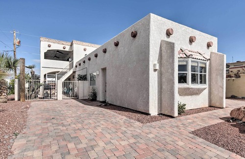Desert Hills House | Relaxing Home w/ Pool, BBQ, Balcony + Lake Views!