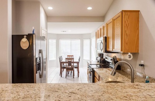 Avondale House | Relaxing house near stadium, pool heater, BBQ