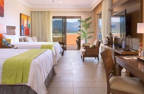 Loreto Resort | Relaxing Jr Suite in Serene Island of Loreto by Danzante Bay