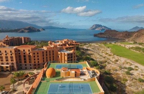 Loreto Resort | Relaxing Jr Suite in Serene Island of Loreto by Danzante Bay