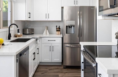 Tempe House | Remodeled 3BR Gem: Private Patio