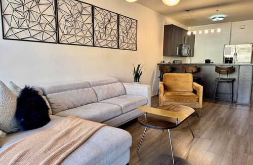 Mission Apartment | Renovated 3BR APT nice/cozy!